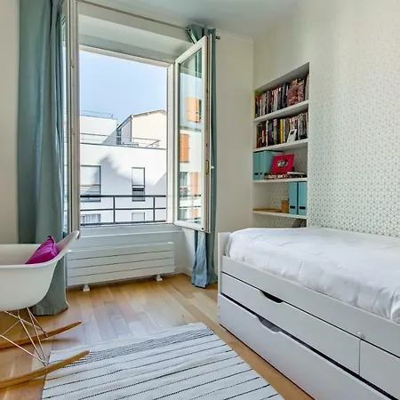 Apartment Veeve - Between The Beams *