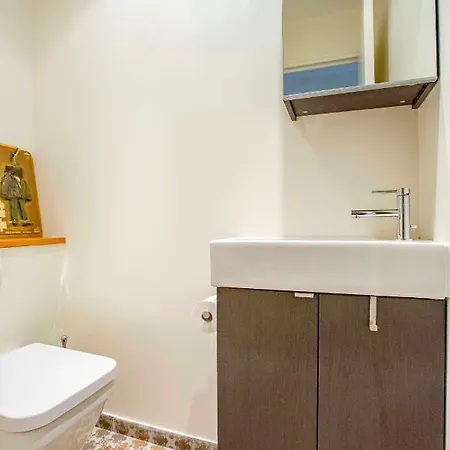 Veeve - Between The Beams Apartment *